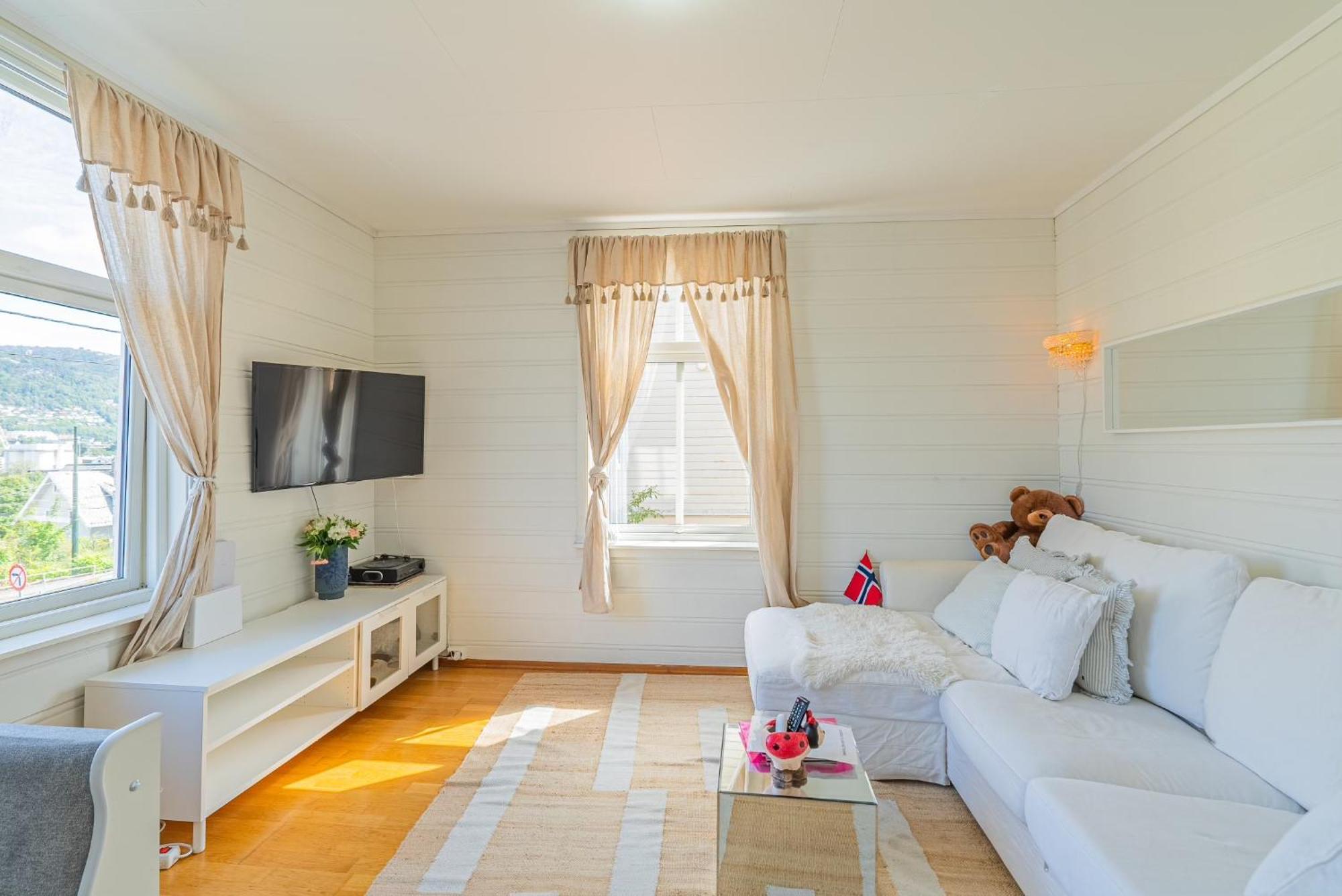Versatile Apartment In The City Of Bergen Kültér fotó